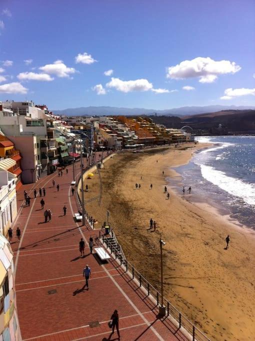 Sunrise-Sunset Amazing Seaviews Las Canteras Beach Apartment Лас Палмас де Гран Канария Екстериор снимка